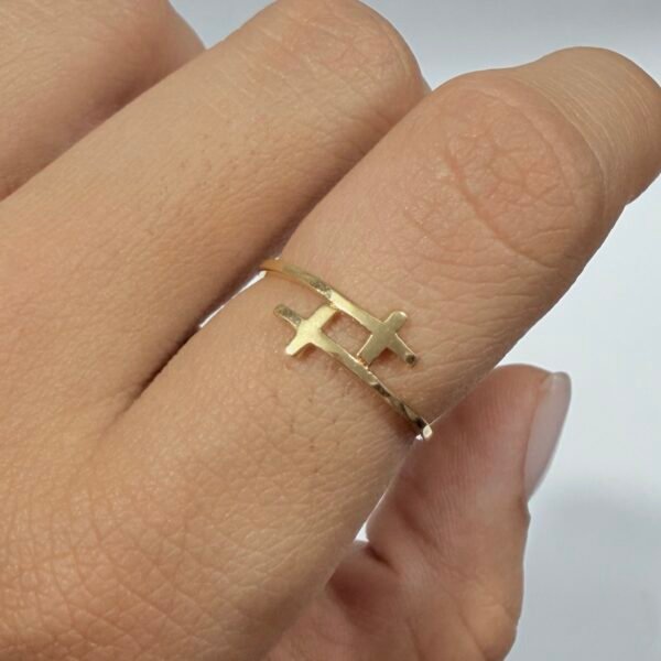 Anillo de cruz T:7 1gr
