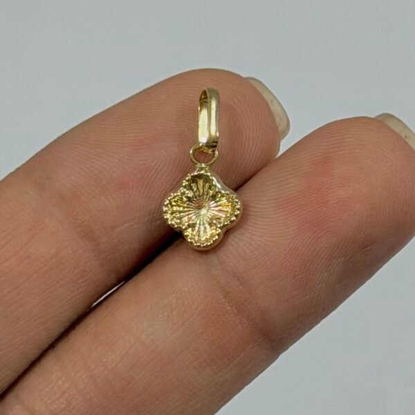 Dije van cleef 0.43gr