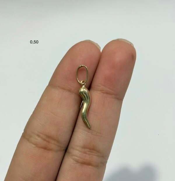 Dije Cuerno 0.50